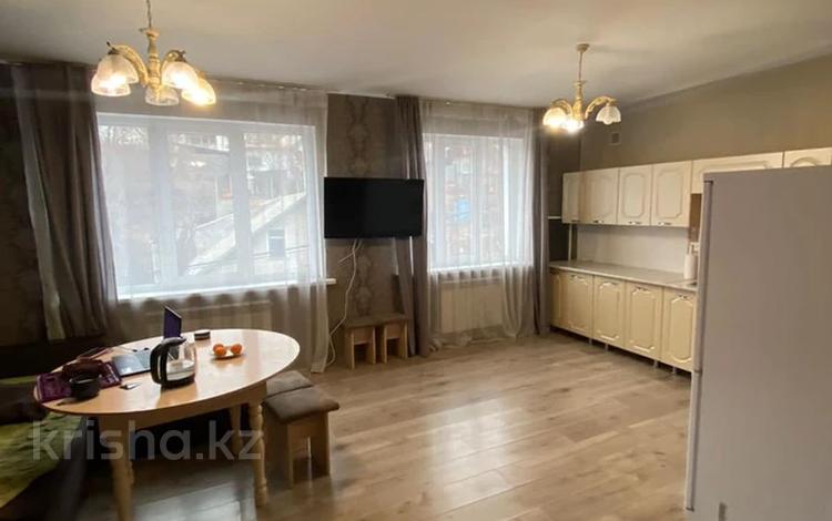 2-комнатная квартира · 43 м² · 1/3 этаж, Томская 84 за 25.5 млн ₸ в Алматы, Медеуский р-н — фото 13