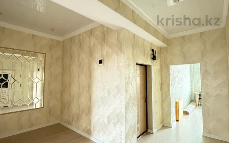 2-комнатная квартира · 80 м² · 9/10 этаж, 16-й мкр 93 за 21 млн ₸ в Актау — фото 2
