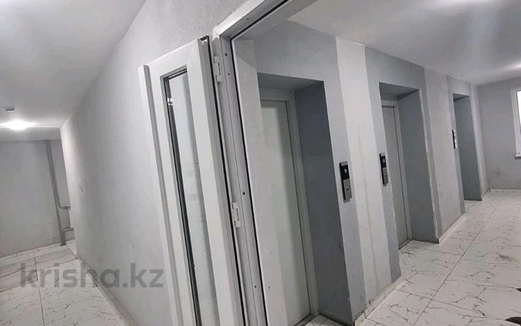 1-бөлмелі пәтер · 43 м² · 19/24 қабат, Мукан Тулебаева 5 А, бағасы: 23 млн ₸ в Астане, Алматы р-н — фото 2