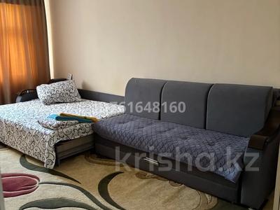 1-комнатная квартира · 45 м² · 4/5 этаж, Авангард 4 мкр 11 за 10 000 ₸ в Атырау, мкр Авангард-4