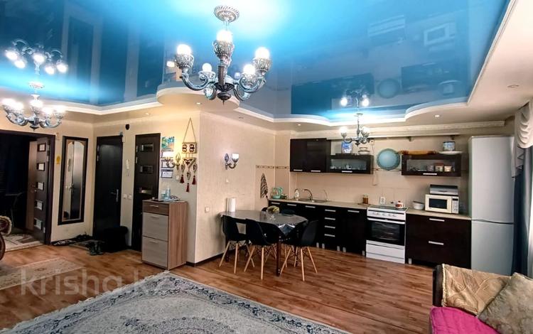 4-комнатная квартира, 80.9 м², 3/6 этаж, Кожедуба 52 за 32 млн 〒 в Усть-Каменогорске — фото 7