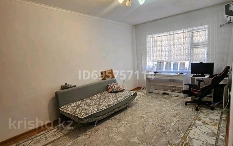 1-бөлмелі пәтер · 45 м² · 4/6 қабат, 32Б мкр 8 — Школа "Дарын", бағасы: 10 млн ₸ в Актау — фото 2