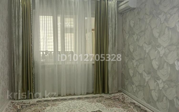 3-комнатная квартира · 72 м² · 1/5 этаж, 7-й мкр 17 за 25 млн ₸ в Актау — фото 2