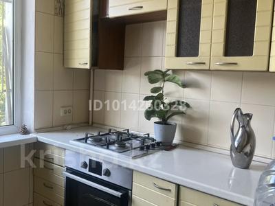 3-комнатная квартира · 60 м² · 2/5 этаж, Раимбек за 360 000 ₸ в Алматы, Медеуский р-н