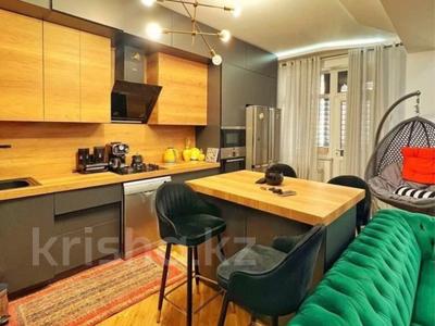 2-комнатная квартира · 52 м² · 2/5 этаж, мкр Михайловка , Аманжолова 41 — Две двуспальные кровати. Аманжолова, Вокзал, 45 квартал, центр города, Sanad, онкология, КВШ за 20 000 〒 в Караганде, Казыбек би р-н