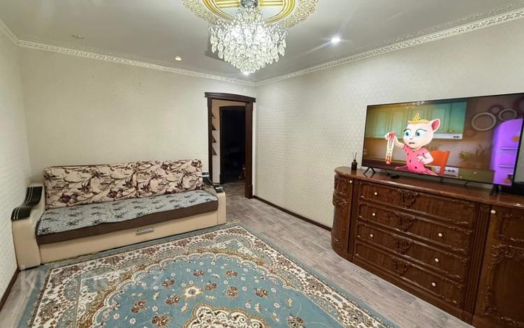 3-бөлмелі пәтер · 64 м² · 4/5 қабат, Аманжолова 49/1, бағасы: 18.5 млн ₸ в Уральске — фото 2