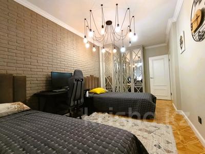 4-комнатная квартира · 112 м² · 4/13 этаж, МАКАТАЕВА — Муратбаева за 112 млн ₸ в Алматы, Алмалинский р-н