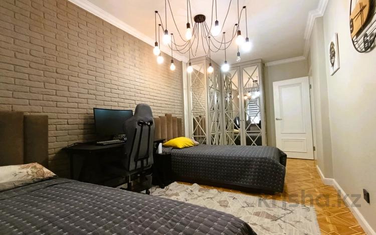 4-комнатная квартира · 112 м² · 4/13 этаж, МАКАТАЕВА — Муратбаева за 112 млн ₸ в Алматы, Алмалинский р-н — фото 25