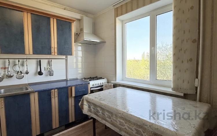 2-комнатная квартира · 50.1 м² · 3/9 этаж, мкр 12 за 18 млн ₸ в Актобе — фото 16