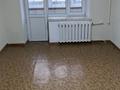 2-комнатная квартира · 55 м² · 1/10 этаж, мкр Женис за 110 000 ₸ в Уральске — фото 3