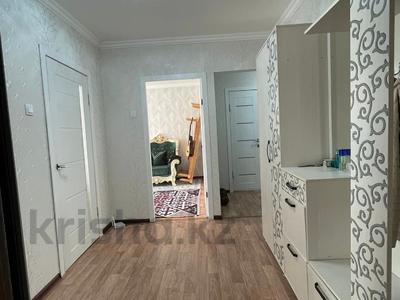 3-комнатная квартира, 68 м², 7/9 этаж, мкр 11 * за 22.5 млн 〒 в Актобе, мкр 11