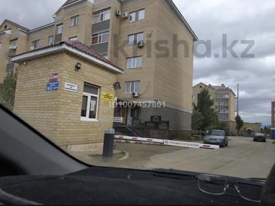 2-комнатная квартира · 75 м² · 3/5 этаж, мкр. Алтын орда, Молдагулова 56 Д/ к 1 за 180 000 〒 в Актобе
