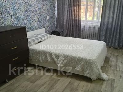 2-комнатная квартира · 50 м² · 1/2 этаж, ул. Чехова 102 за 10 000 ₸ в Семее, Красный Кордон