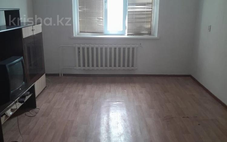 2-комнатная квартира, 54 м², 5/5 этаж, мкр Каратал за 14.2 млн 〒 в Талдыкоргане, Каратал — фото 2