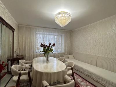 4-комнатная квартира · 76.5 м² · 2/6 этаж, мкр 5, Алия Молдагулова за 27.5 млн ₸ в Актобе