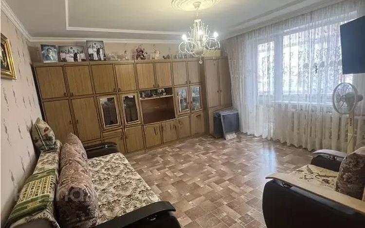 3-комнатная квартира · 64 м² · 9/9 этаж, мкр Юго-Восток, Университетская — Муканова за 24 млн ₸ в Караганде, Казыбек би р-н — фото 13