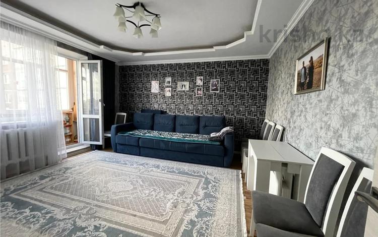 4-комнатная квартира · 81.6 м² · 8/10 этаж, мкр Юго-Восток, мкр Степной 4 за 30.7 млн ₸ в Караганде, Казыбек би р-н — фото 2