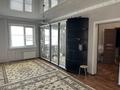 1-комнатная квартира · 60 м² · 11/16 этаж, мкр. Алмагуль 19 за 150 000 ₸ в Атырау — фото 8