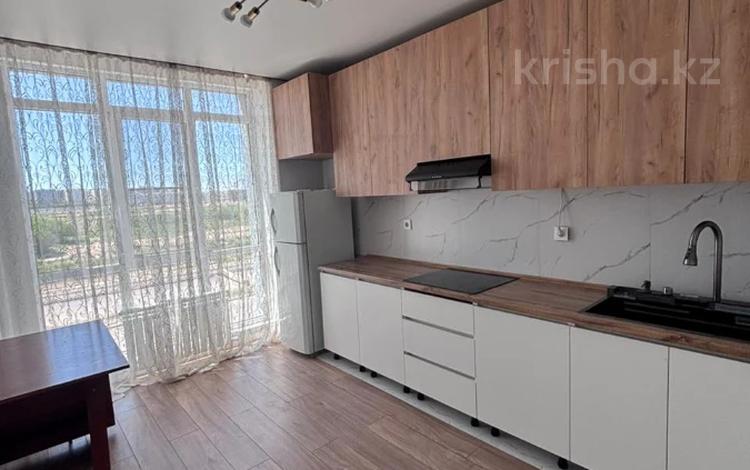 1-комнатная квартира · 43.6 м² · 5/7 этаж, Касыма Шарипова 206/9 за 26 млн ₸ в Алматы, Алатауский р-н — фото 2