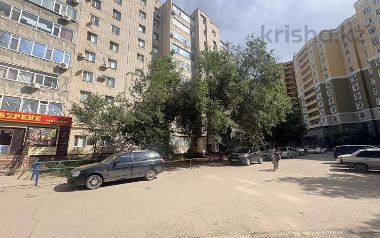 3-комнатная квартира · 70 м² · 10/10 этаж, мкр 11 за 19.3 млн ₸ в Актобе — фото 2