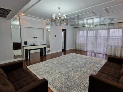 4-бөлмелі пәтер · 170 м² · 4/7 қабат, ул. Кабанбай батыра 51A, бағасы: 900 000 ₸ в Алматы, Медеуский р-н