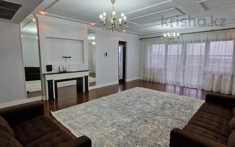 4-комнатная квартира · 170 м² · 4/7 этаж, ул. Кабанбай батыра 51A за 900 000 ₸ в Алматы, Медеуский р-н — фото 17