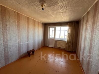 2-комнатная квартира · 44 м² · 4/5 этаж, Кизатова за 12.5 млн 〒 в Петропавловске