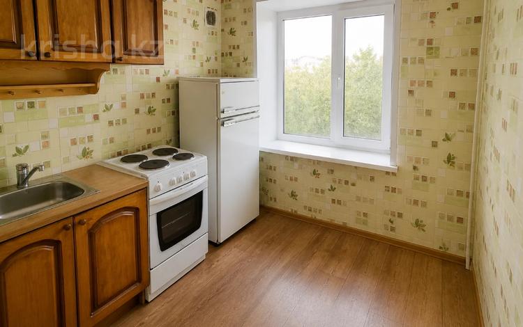 1-бөлмелі пәтер · 30 м² · 5/5 қабат, Штурманская, бағасы: 8.9 млн ₸ в Караганде, Казыбек би р-н — фото 2