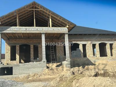 Отдельный дом · 4 комнаты · 250 м² · 8 сот., Ханарык — Мкр. Достык автоцон за 50 млн 〒 в Шымкенте