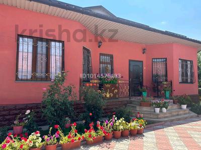 Отдельный дом · 5 комнат · 160 м² · 7.5 сот., мкр Акбулак, Мукаева 75 — Мукаева за 129 млн ₸ в Алматы, Алатауский р-н
