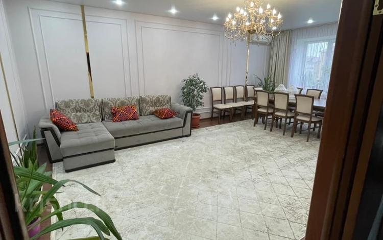 4-бөлмелі пәтер · 140 м² · 4/5 қабат, Алтын орда ш/а., бағасы: 51.5 млн ₸ в Актобе, мкр. Алтын орда — фото 5