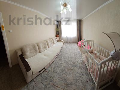2-комнатная квартира, 54 м², 5/5 этаж, Муканова за 19 млн 〒 в Петропавловске
