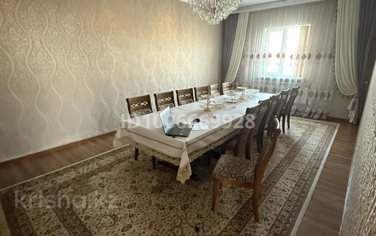 Отдельный дом · 6 комнат · 155 м² · 6 сот., мкр Рембаза, Исаева 3А за 35 млн 〒 в Атырау — фото 11