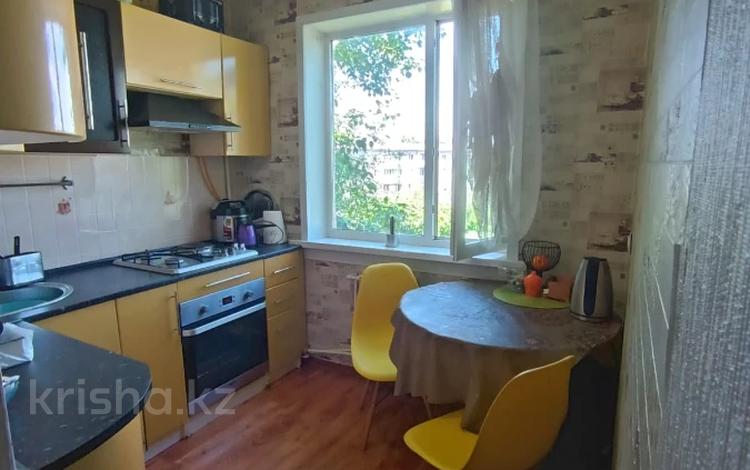 3-комнатная квартира · 58 м² · 5/5 этаж, мкр Новый Город — Супермаркет Оптима за 19.5 млн ₸ в Караганде, Казыбек би р-н — фото 2