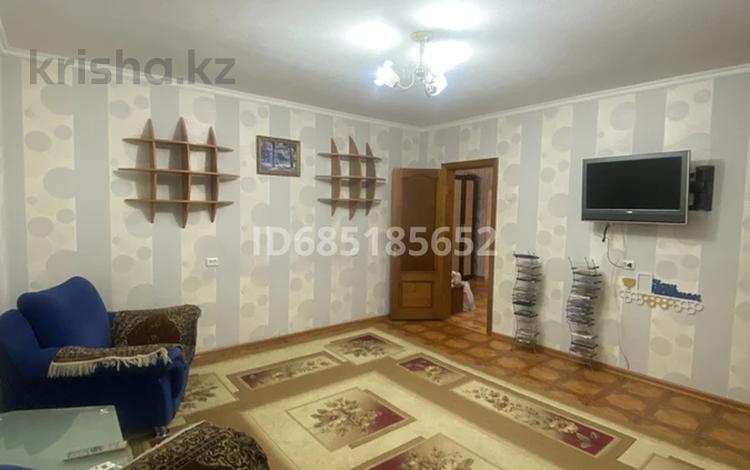 3-бөлмелі пәтер, 70 м², 5/10 қабат ай сайын, мкр Юго-Восток, 29й микрорайон 9 — Шахтёров, бағасы: 140 000 〒 в Караганде, Казыбек би р-н — фото 10