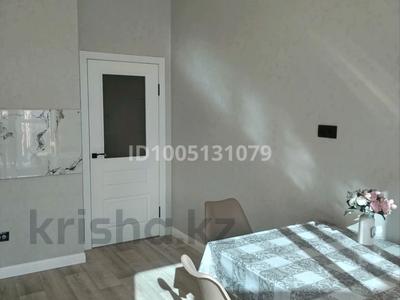 2-комнатная квартира · 68.1 м² · 3/5 этаж, мкр Юго-Восток, Мкр Юго-Восток, 28й микрорайон, Сатыбалдина 17/4 за 39 млн ₸ в Караганде, Казыбек би р-н