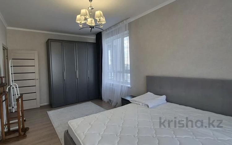 3-комнатная квартира · 80 м² · 17/22 этаж, Бектурова 4/1 за 400 000 ₸ в Астане, Нура р-н — фото 11