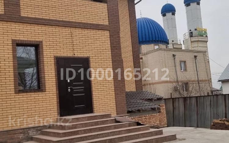 Отдельный дом · 8 комнат · 481 м² · 10 сот., мкр Улжан-2, Бертайқызы за 220 млн ₸ в Алматы, Алатауский р-н — фото 2