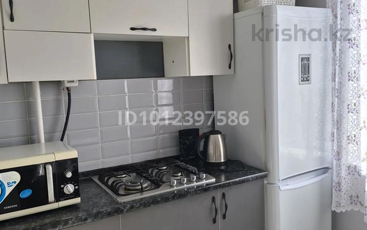 1-бөлмелі пәтер · 40 м² · 2/9 қабат, Бозтаева 17 К — Ресторана "Ак тлек", бағасы: 13 000 ₸ в Семее — фото 2