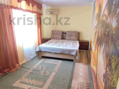 3-комнатная квартира · 60 м² · 1/5 этаж, 5-й мкр 33 за 160 000 〒 в Актау