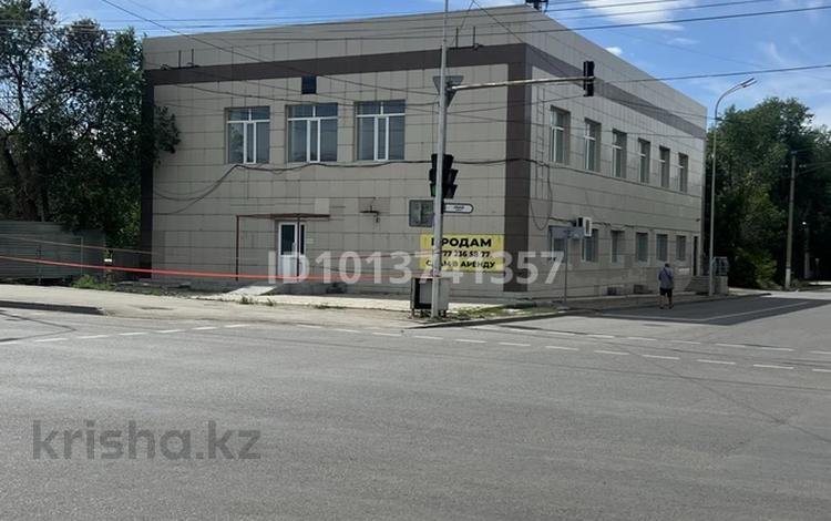 Свободное назначение, магазины и бутики, общепит, салоны красоты, медцентры и аптеки, образование, развлечения · 800 м² за 310 млн ₸ в Жезказгане — фото 2