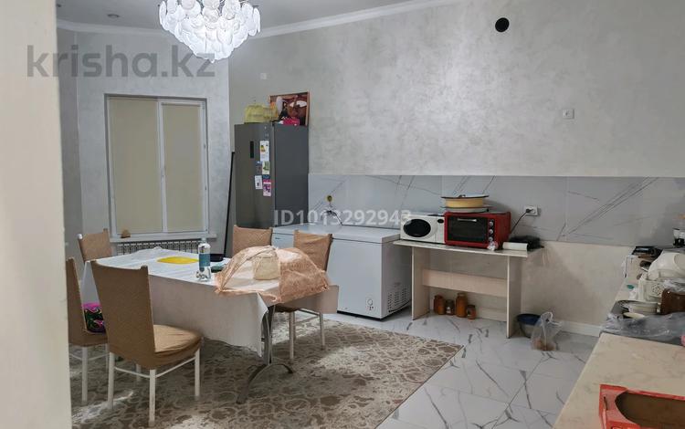 Часть дома · 4 комнаты · 277.4 м² · 10 сот., 11 46 — Болашақ за 40 млн ₸ в Кульсары — фото 2