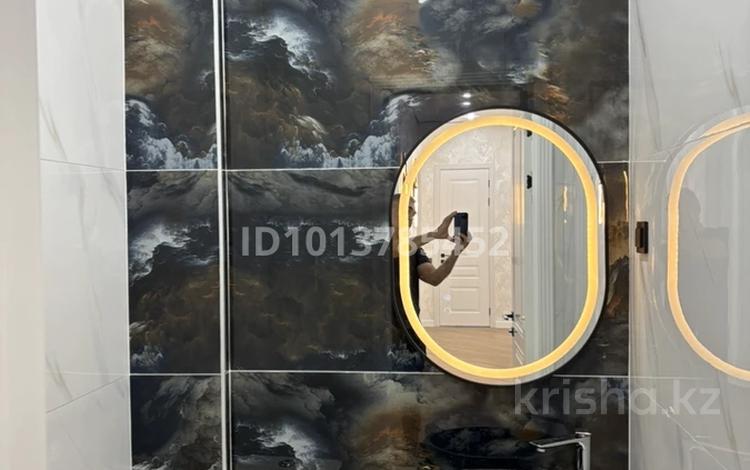 3-бөлмелі пәтер · 108 м² · 9/12 қабат, 17-шағынаудан 26/5, бағасы: 66 млн ₸ в Шымкенте, Аль-Фарабийский р-н — фото 2
