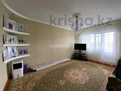 3-комнатная квартира · 67 м² · 5/5 этаж, Мынбулак 44 — Находится возле базарчик. за 19 млн ₸ в Таразе