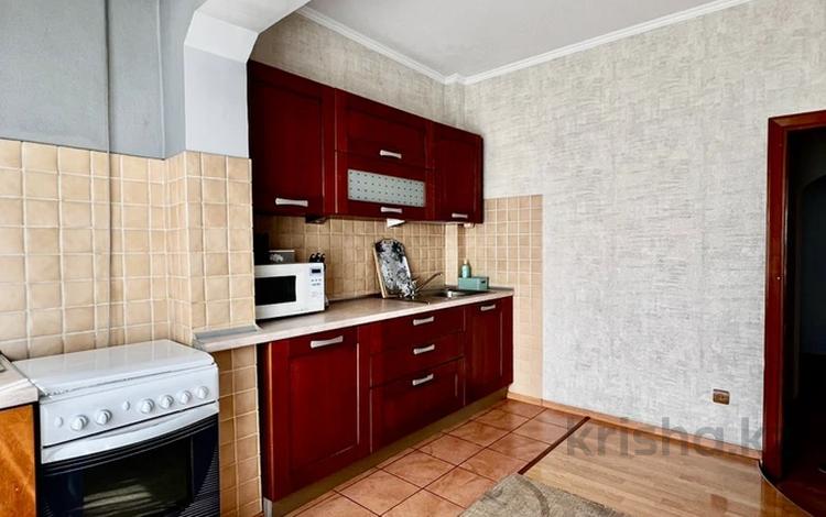2-бөлмелі пәтер · 56 м² · 5/5 қабат, Жумалиева 159, бағасы: 300 000 ₸ в Алматы, Алмалинский р-н — фото 16
