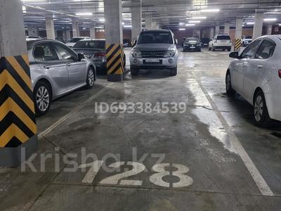 Паркинг • 11 м² • Каиын мухамеджанова 4в за 15 000 〒 в Астане