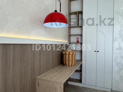 3-комнатная квартира · 83 м² · 16/18 этаж, Строителей 28/5 — Строителей шахтеров за ~ 60 млн ₸ в Караганде