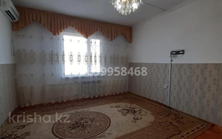 2-комнатная квартира · 74 м² · 12/16 этаж, мкр. Алмагуль, Алмагуль 23 за 20 млн ₸ в Атырау — фото 2