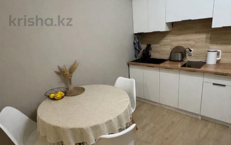 2-бөлмелі пәтер · 46.2 м² · 10/10 қабат, Ақсай-5 ш/а., Мкр Аксай, Б. Момышулы 25, бағасы: 32 млн ₸ в Алматы, Ауэзовский р-н — фото 11