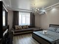1-комнатная квартира · 54 м² · 4/5 этаж, мкр. Алтын орда, Батыс 2 — Апорт, арка Нектар за 15 000 ₸ в Актобе